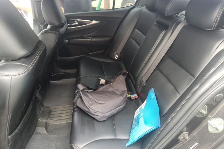 Used Honda Crider 2013 1.8L automatic luxury edition
