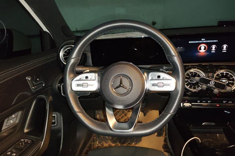 Used Mercedes-Benz A-Class 2022 Revised Version A 200 L Sport Sedan Fashionable Style