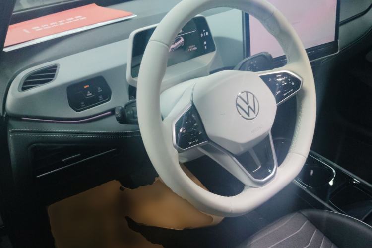 Used Volkswagen ID.3 2025 Smart Model Outstanding Oxygen Edition