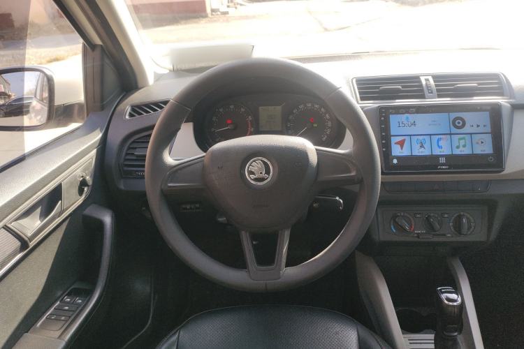 Used Skoda Fabia 2015 1.4L Automatic Front-Drive Model