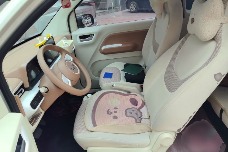 Used Wuling Hongguang MINIEV 2024 3rd Generation 215km Youth Edition Left Front Seat