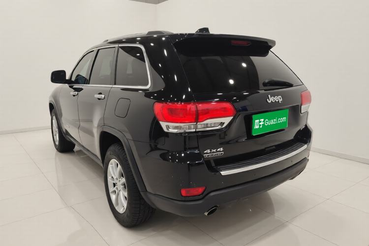 Used Jeep Grand Cherokee 2014 3.0TD Diesel Comfort Navigation Version Exterior 3