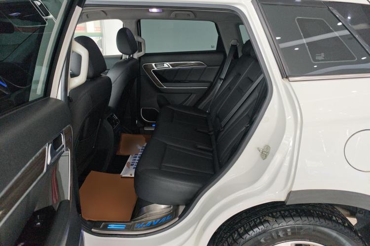 Used Haval H6 Coupe 2016 Blue Label 1.5T Automatic Two-Wheel Drive Elite Model Left Rear Seat