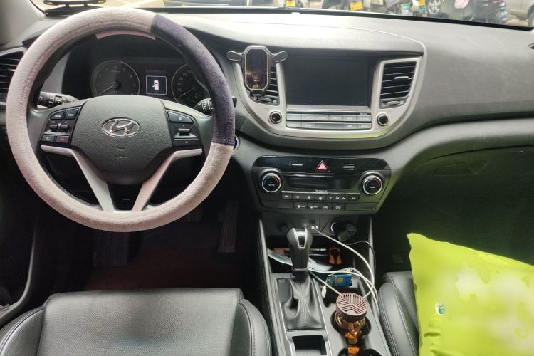 Used Hyundai Tucson 2015 1.6T Dual-Clutch Two-Wheel-Drive Smart Model