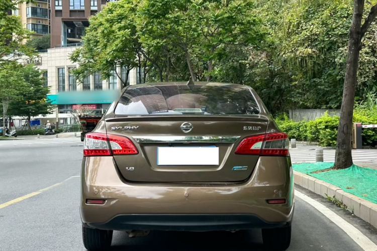 Used Nissan Sylphy 2012 1.8XL CVT Luxury Edition Exterior 4