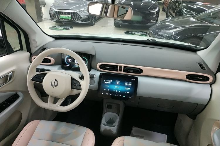 Used Leapmotor T03 2025 310 Comfort Edition Center Console