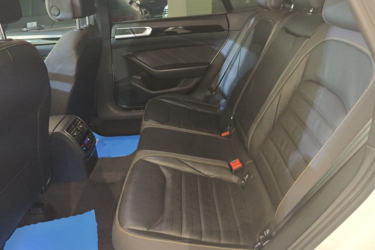 Used Volkswagen FAW-Volkswagen CC 2021 380TSI Striking Edition
