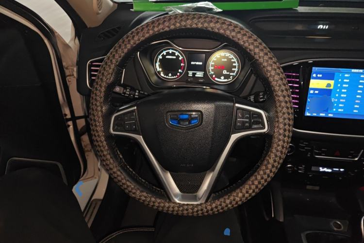 Used Geely Auto Vision X6 2016 1.8L Manual Luxury Model