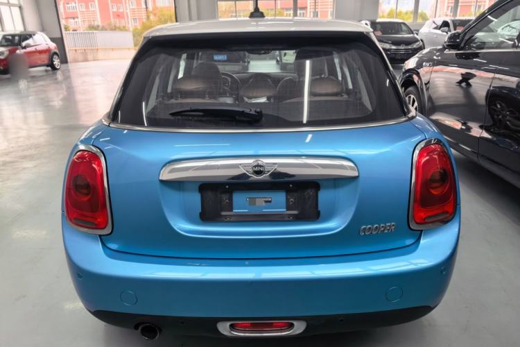 Used MINI 2015 1.5T COOPER Fun Five-Door Edition
