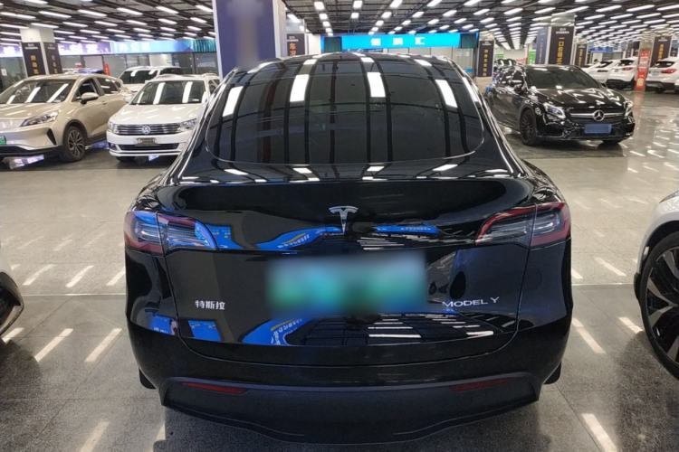 Used Tesla Model Y 2023 Rear-Wheel-Drive Version