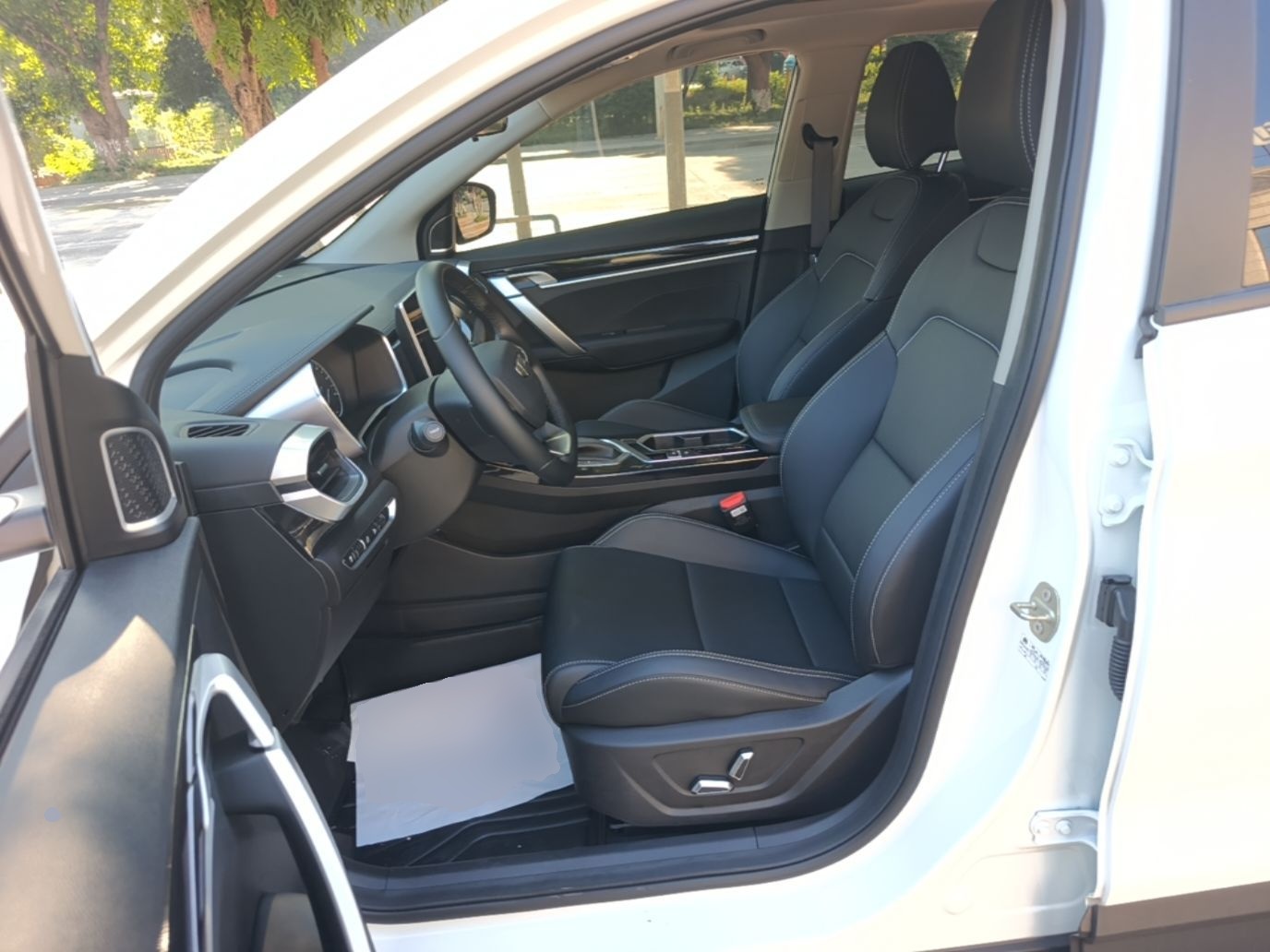 Geely Auto Coolray 2025 Model 1.5L CVT Superpower Edition MAX — снимка 17