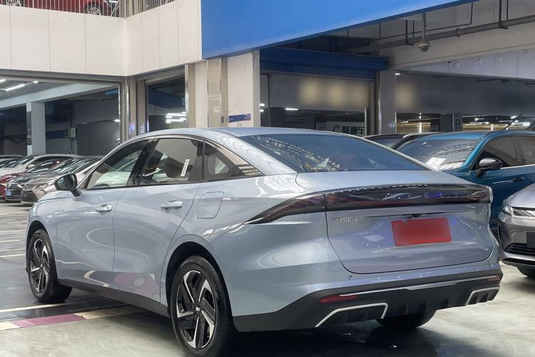 Used Geely Galaxy L6 2025 EM-i 140km Starship Edition
