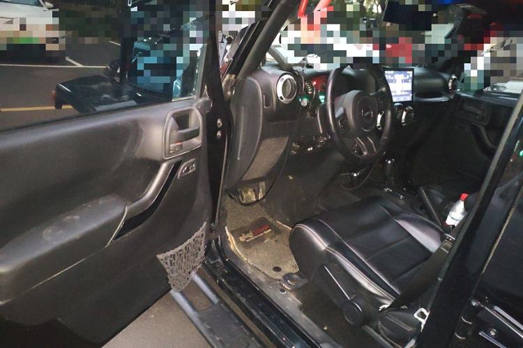 Used Jeep Wrangler 2012 3.6L Sahara Four-Door Edition