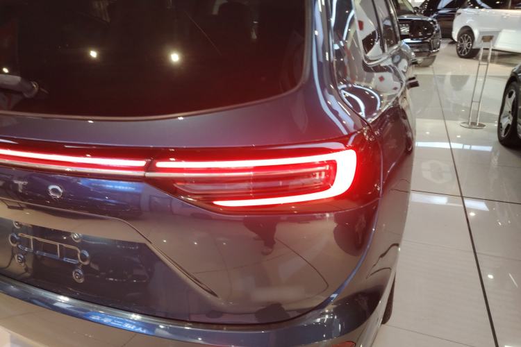 Used Hima AITO M7 2024 1.5T Intelligent Drive 4WD Ultra Version 5 Seats
