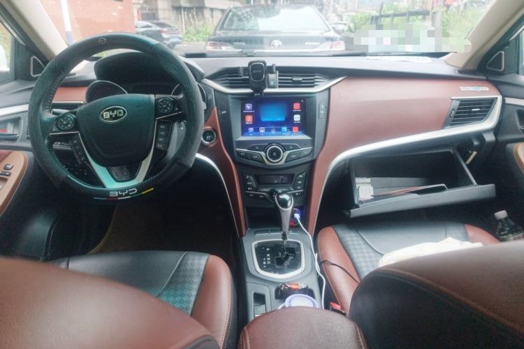 Used BYD G5 2014 1.5TID Automatic Flagship Model