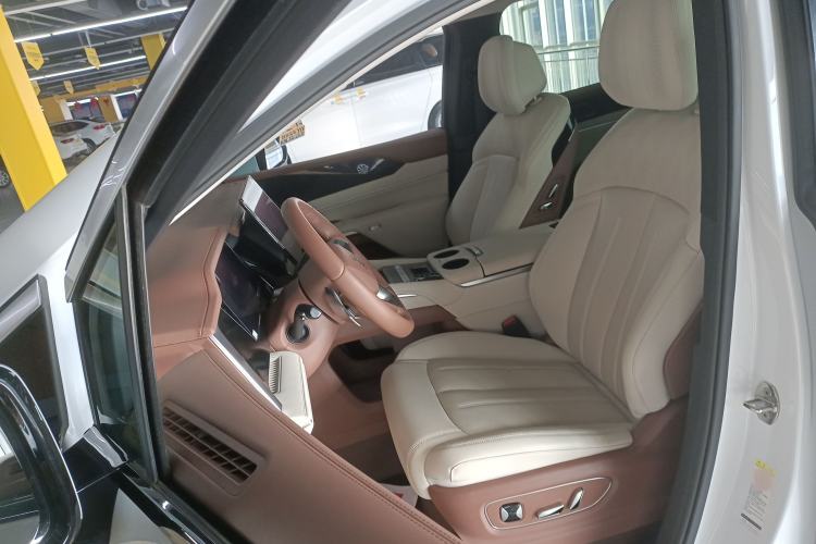 Used BYD Xia 2025 DM-i 1.5T 180km Excellence Model
