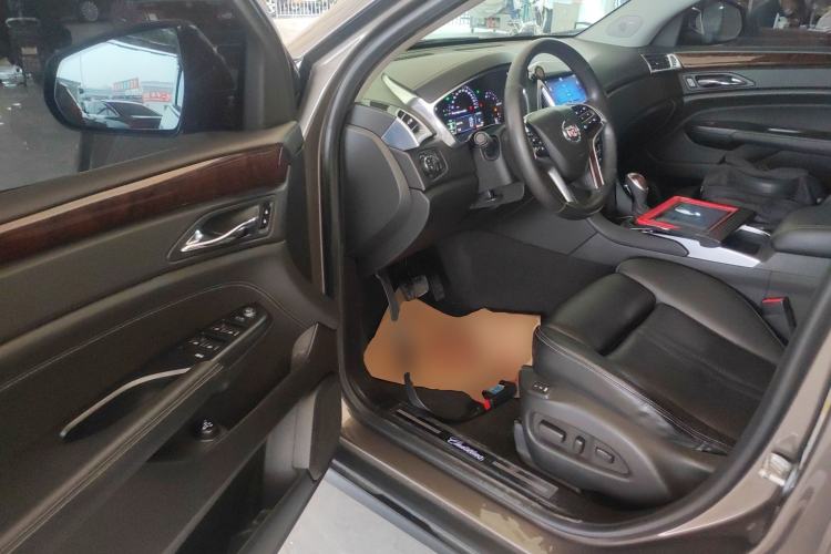 Used Cadillac SRX 2014 3.0L Elite Model
