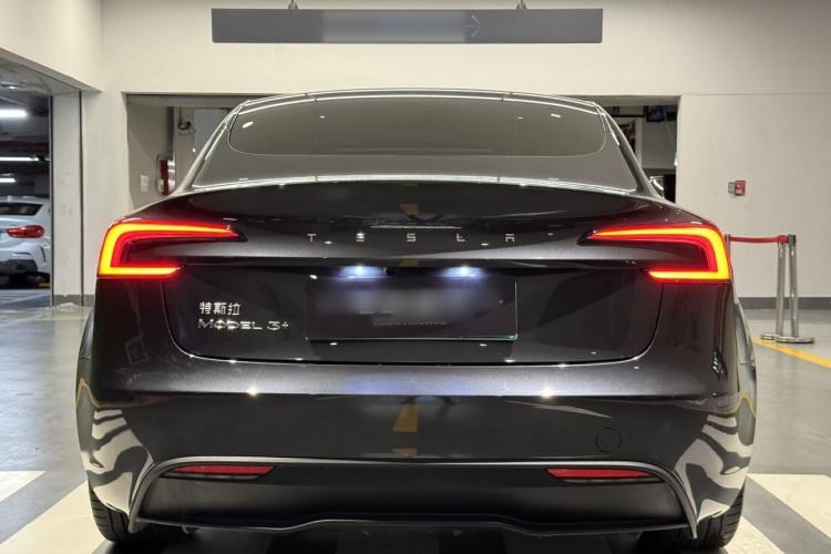 Used Tesla Model 3 2023 Long-Range All-Wheel-Drive Version Exterior 8