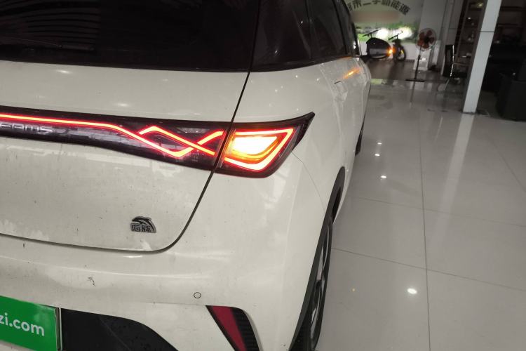 Used BYD Dolphin 2023 420 km Fashion Edition