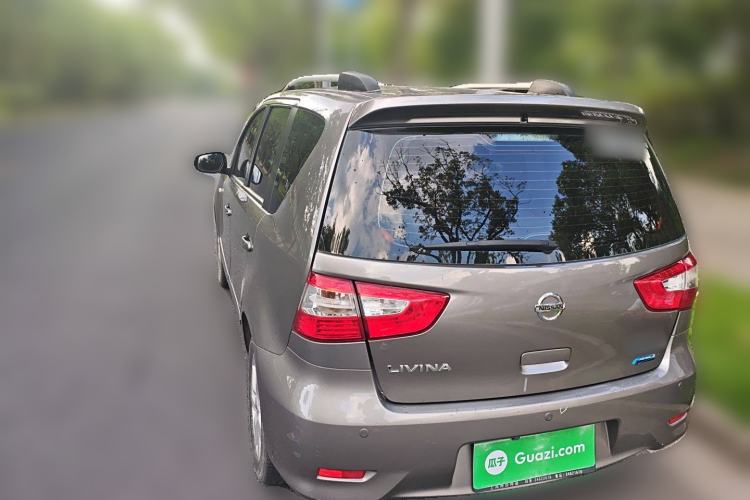 Used Nissan Livina 2015 1.6XL Manual Luxury Edition
