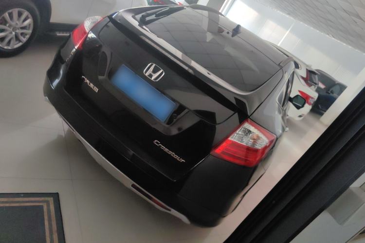 Used Honda Crosstour 2016 2.4L Luxury Edition