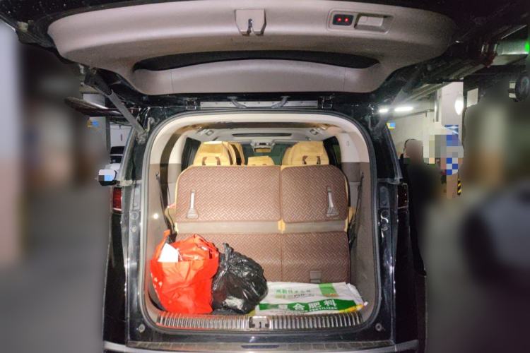 Used Denza D9 2022 DM-i 970 Four-Wheel Drive Prestige Model
