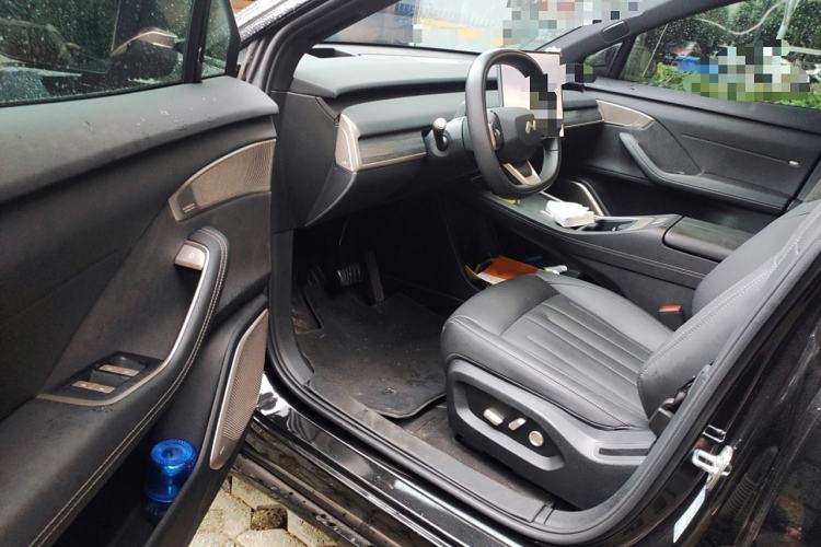 Used ONVO L60 2024 60 kWh Rear-Drive Version