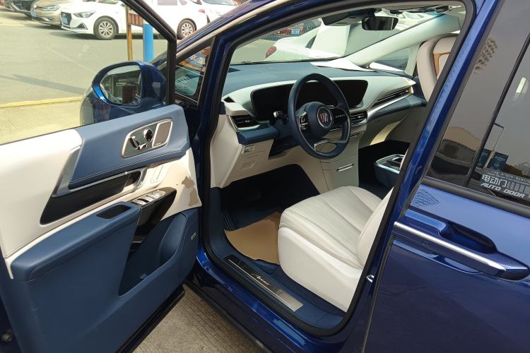 Used Buick Century 2023 2.0T Six-Seater Yinshi Edition