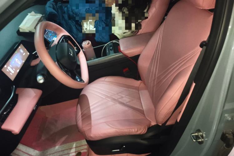 Used Geely Galaxy L6 2023 125km PLUS
