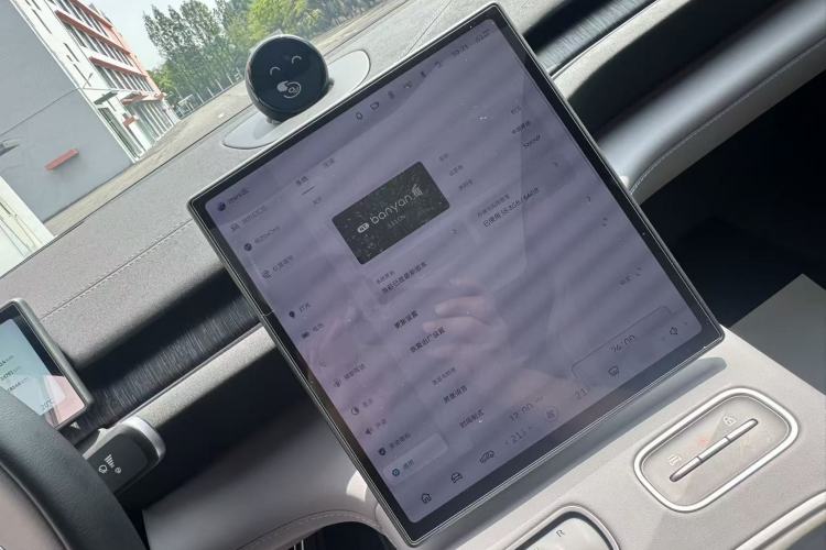 Used Nio EC6 2024 75 kWh