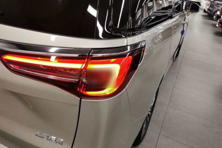 Used Buick GL8 2020 ES Land Cruiser 653T Luxury Edition