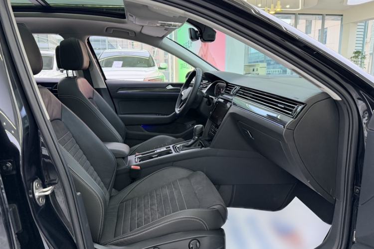 Used Volkswagen Magotan 2020 330TSI DSG Luxury Edition Interior 4