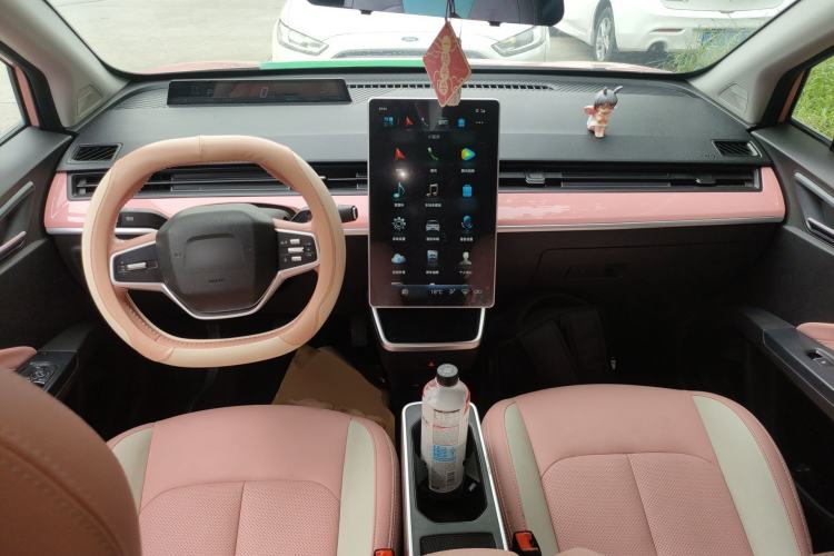 Used NETA V 2022 Chao 400 Lite Pink Custom Edition Center Console