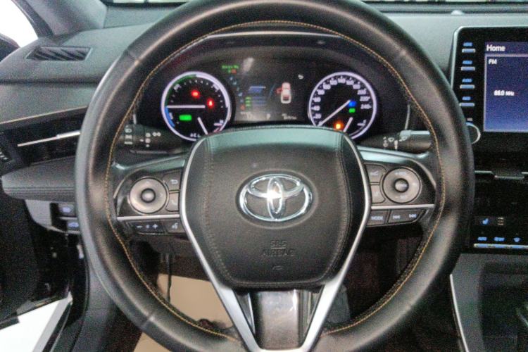 Used Toyota Avalon 2019 Dual-Engine 2.5L XLE Prestige Version China VI Standard