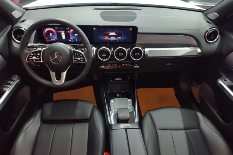 Used Mercedes-Benz GLB 2022 Second Facelift GLB 200 Fashion Edition
