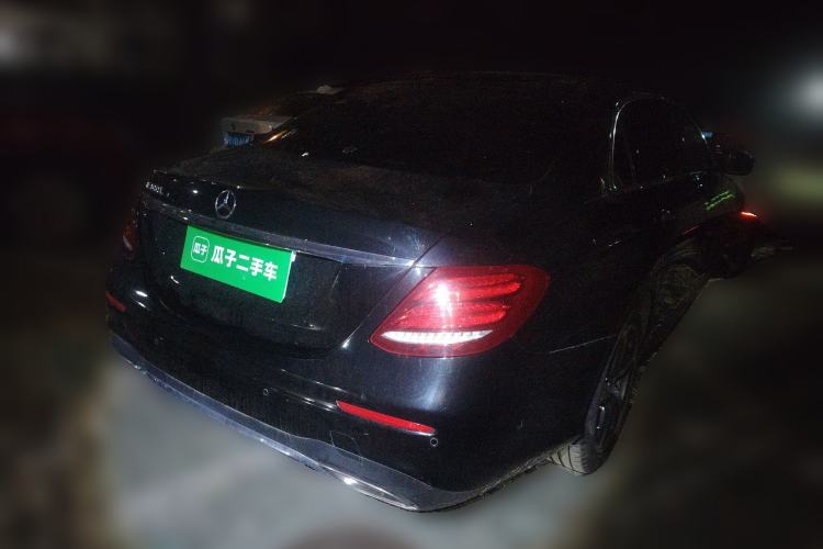 Used Mercedes-Benz E-Class 2017 E 300 L Sporty and Stylish Model