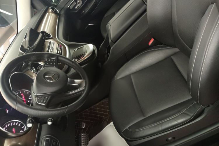 Used Mercedes-Benz V-Class 2020 V 260 L Long-wheelbase Luxury Edition Left Front Seat