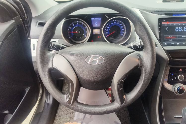 Used Hyundai Elantra (5th Generation / Langdong) 2015 1.6L Automatic Leading Model