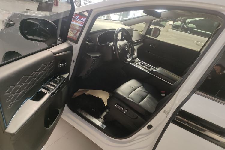 Used Honda Elysion 2022 2.0L eHEV Luxury First Edition
