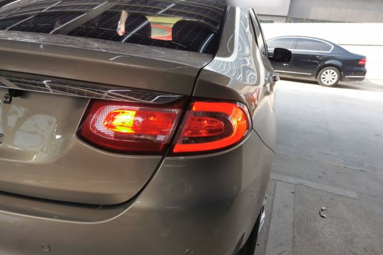 Used Fiat Viaggio 2012 1.4T Automatic Enjoyment Edition
