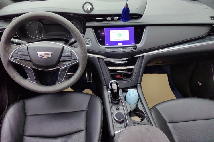 Used Cadillac XT5 2020 28T Luxury Version Center Console