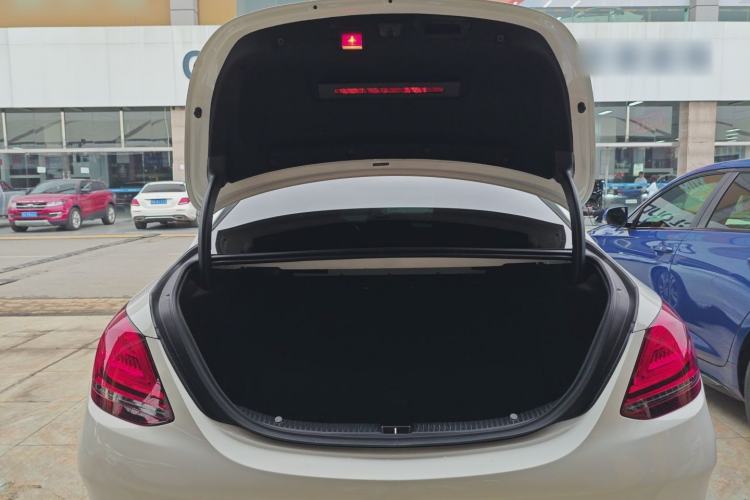 Used Mercedes-Benz C-Class 2019 C 180 L Fashion Edition Sport Version Trunk