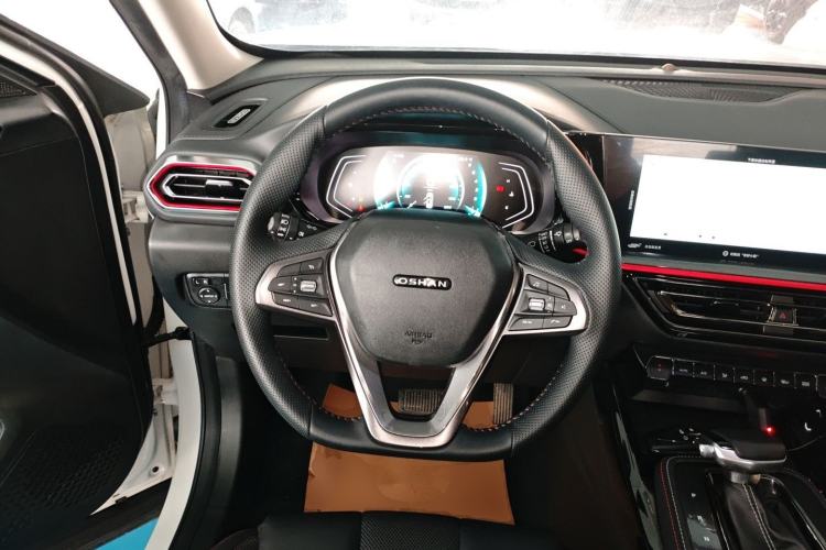 Used CHANGAN OSHAN X5 2021 1.6L CVT Luxury Model