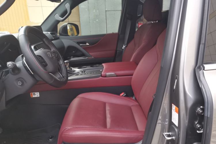 Used Lexus LX 
