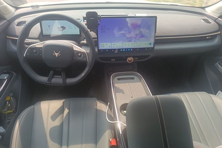 Used ARCFOX T1 2025 Model 425 PRO Center Console