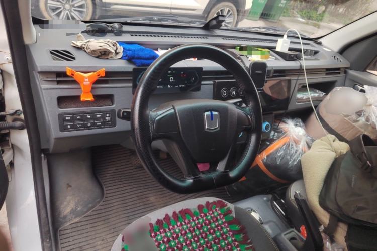 Used Farizon Xingxiang V 2023 V6E Ningde Times 38.64 kWh Value Edition
