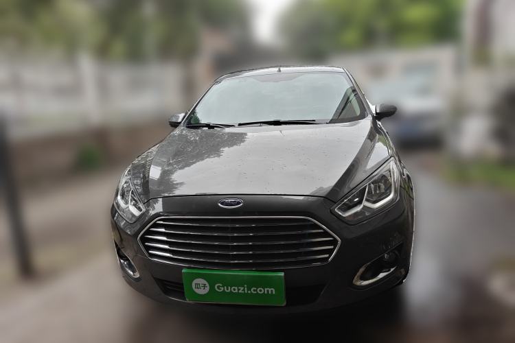 Used Ford Escort 2015 1.5L Automatic Fashion Model
