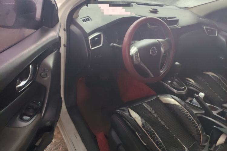 Used Nissan Qashqai 2016 2.0L CVT Elite Edition Driver Seat