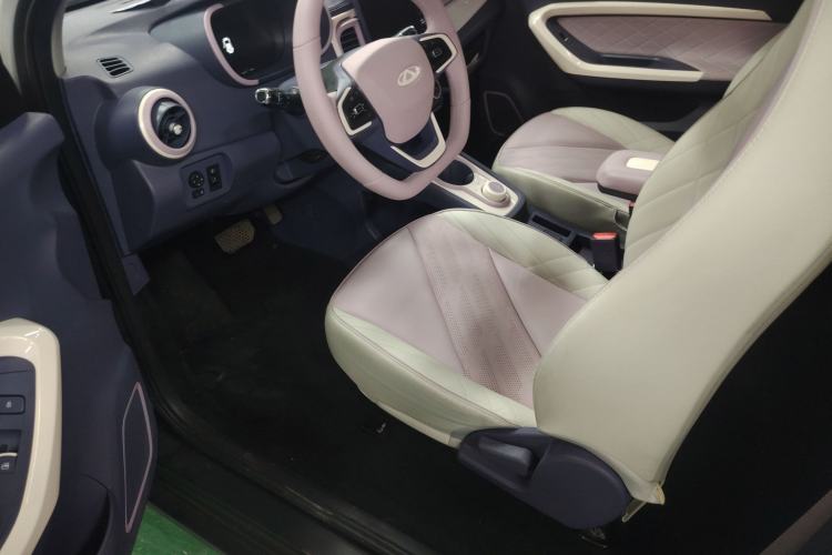 Used Chery Little Ant 2022 Revised Version Sweet Pink Edition Half-Sugar Version Lithium Iron Phosphate 30.7 kWh 30 kW 301 km