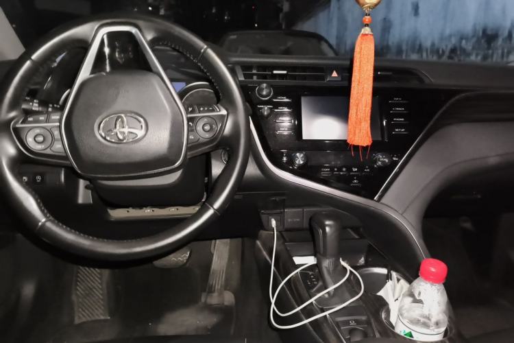 Used Toyota Camry 2018 2.0G Luxury Edition
